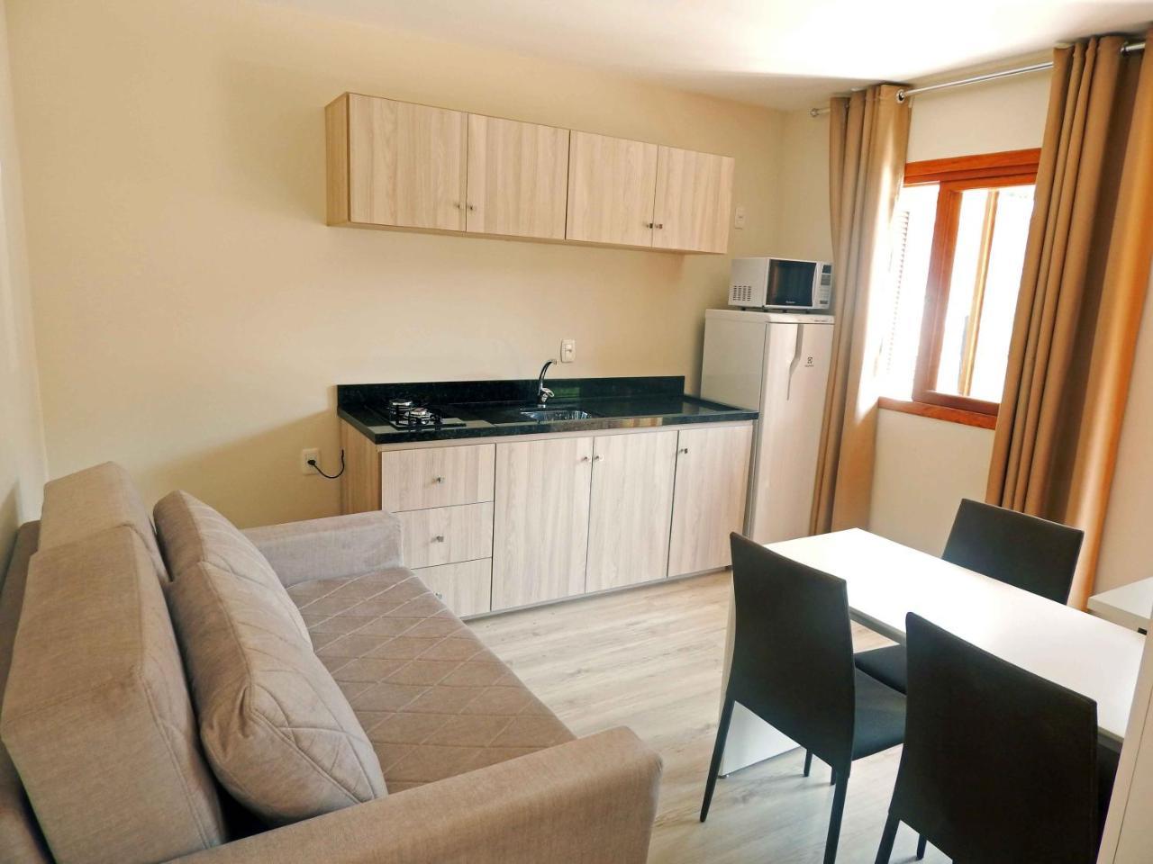 Flats Ouro Gramado Localizado A 900 Metros Da Entrada Do Centro De Gramado Apartment Ngoại thất bức ảnh