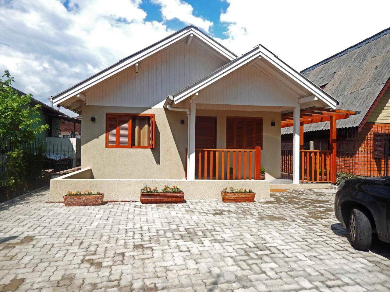 Flats Ouro Gramado Localizado A 900 Metros Da Entrada Do Centro De Gramado Apartment Ngoại thất bức ảnh